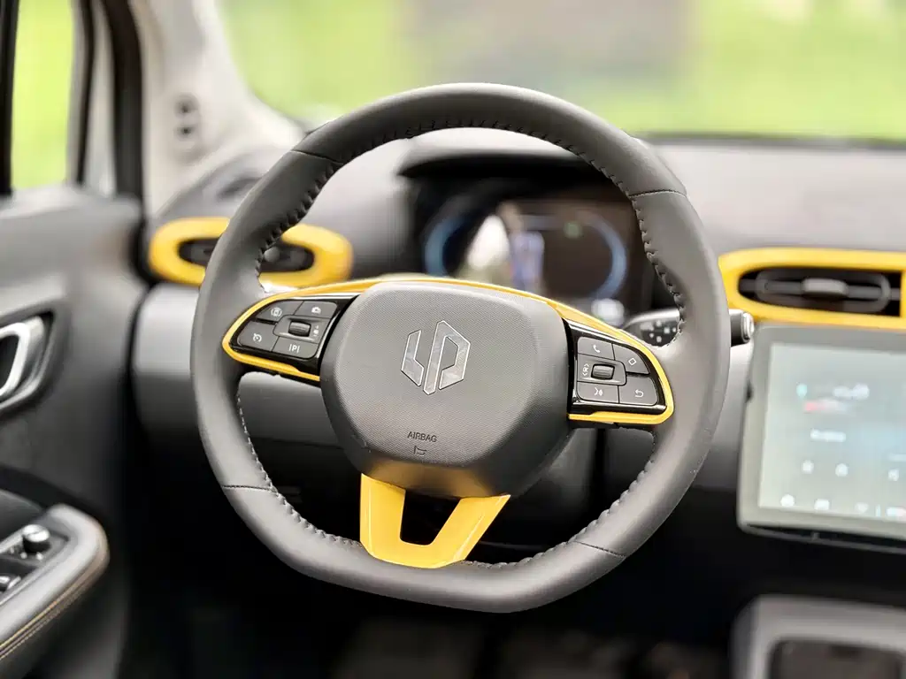 Leapmotor Leapmotor T03 — миниатюра 7