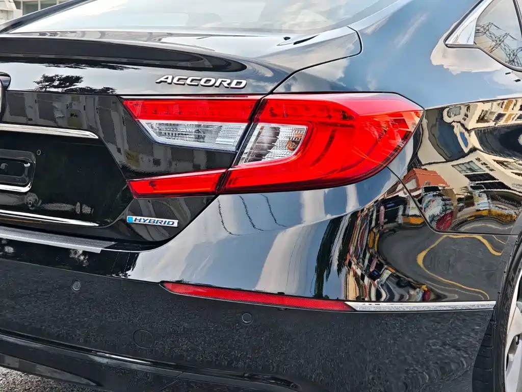 Honda Accord — миниатюра 10