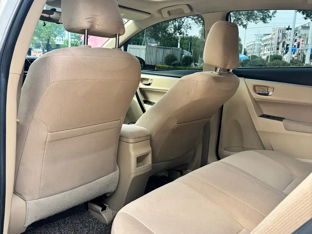 Toyota Corolla — миниатюра 9