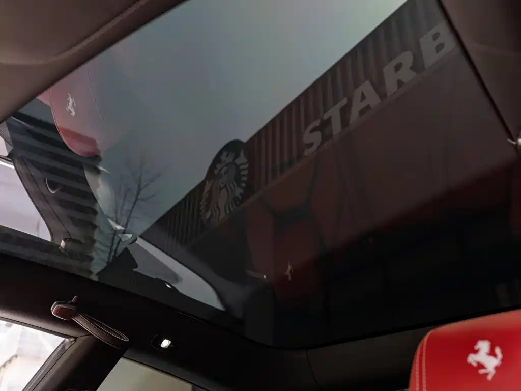 Ferrari GTC4Lusso — миниатюра 16