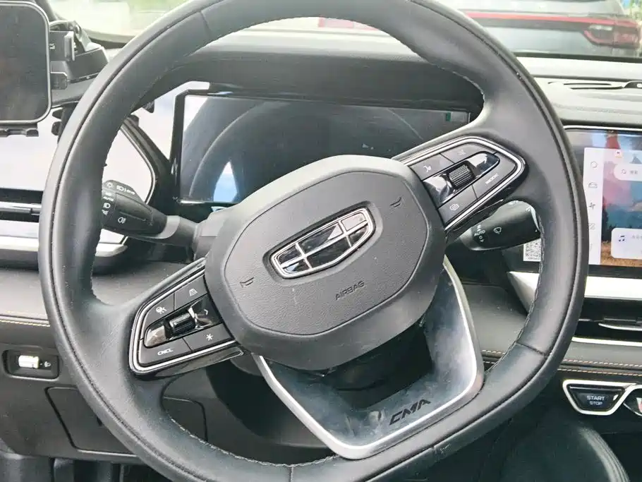 Geely Xingyue L — миниатюра 15