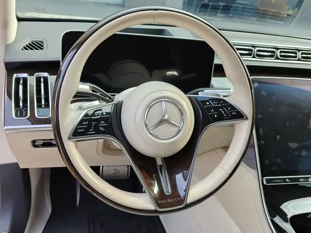 Mercedes-Benz S-Class — миниатюра 8