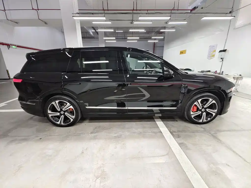 NIO ES8 — миниатюра 5