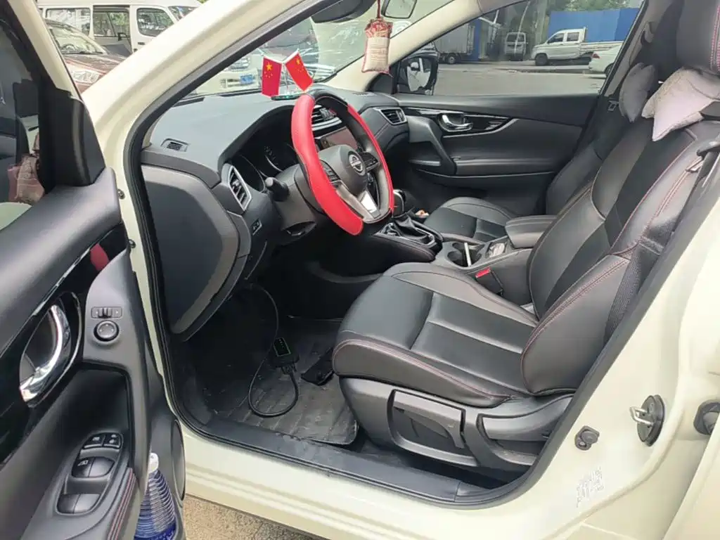 Nissan Qashqai — миниатюра 16