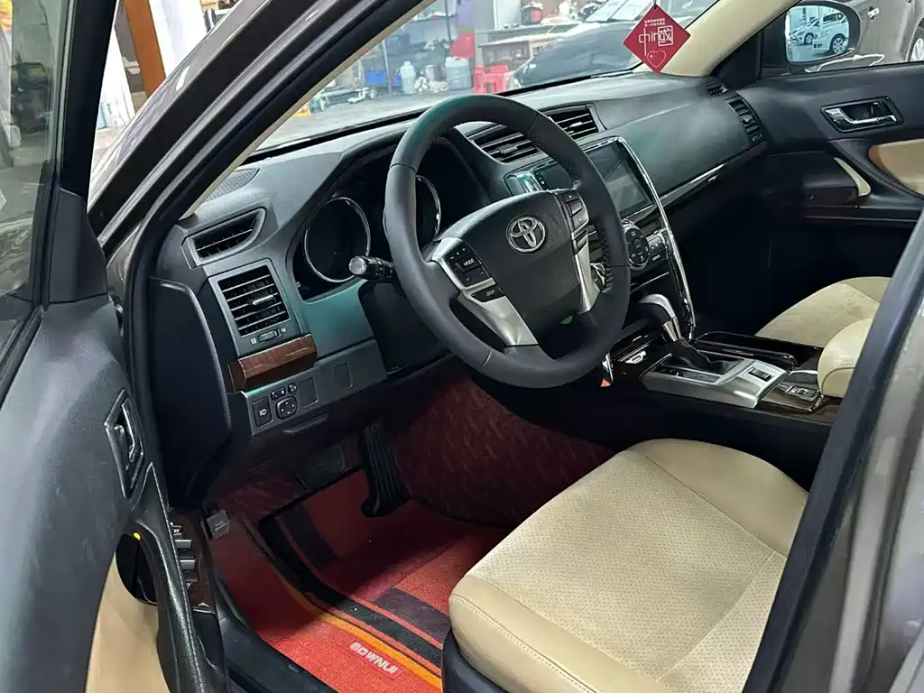 Toyota Reiz — миниатюра 4
