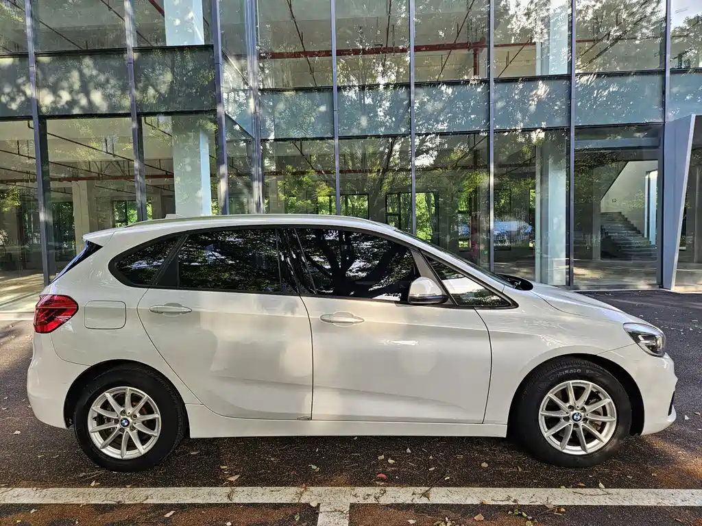 BMW 2 серии 2 2016 218i Fashion