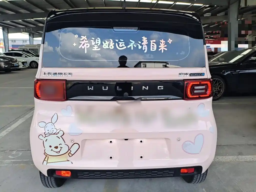 Wuling MINIEV — миниатюра 6