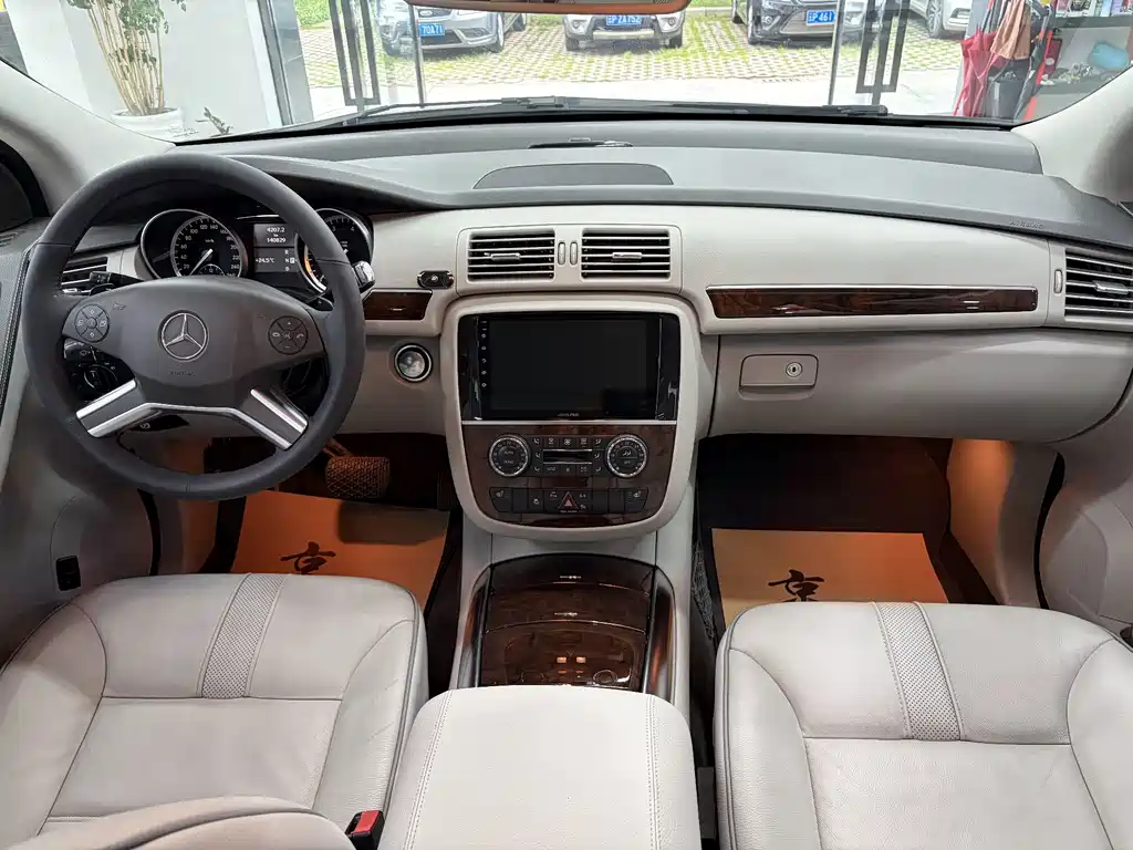 Mercedes-Benz R-Class — миниатюра 9