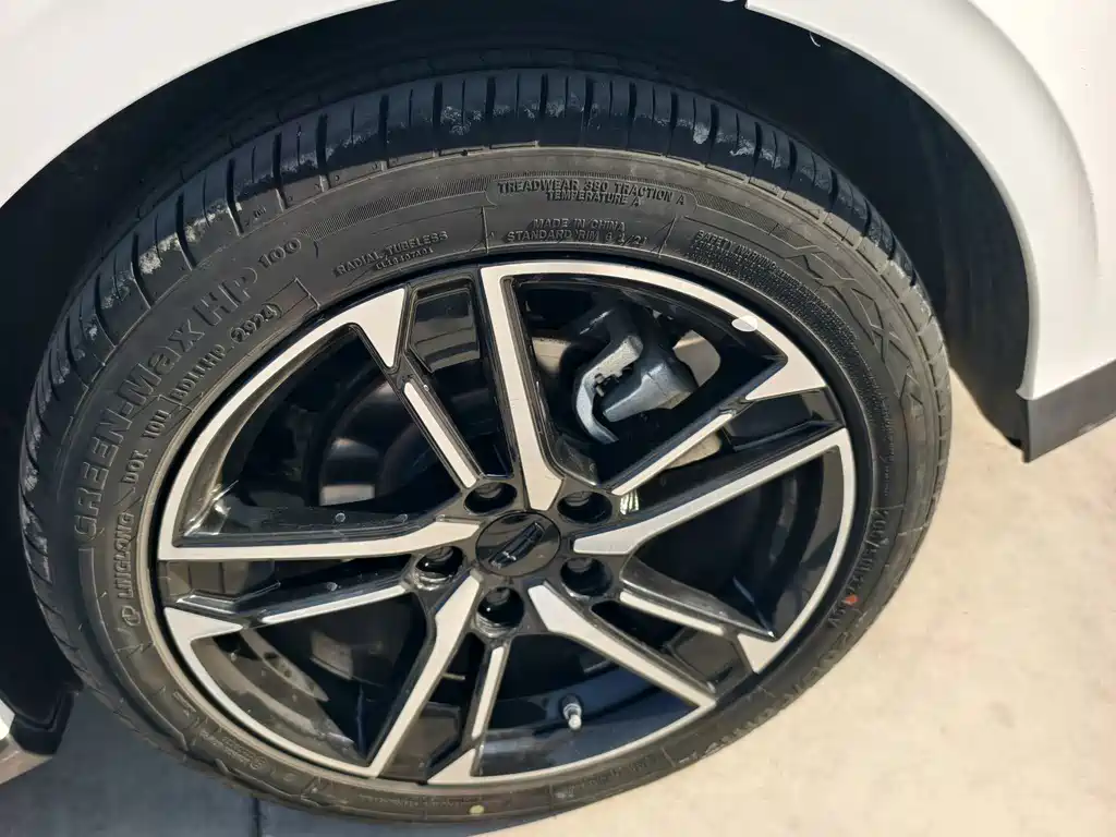 Geely Binrui — миниатюра 11