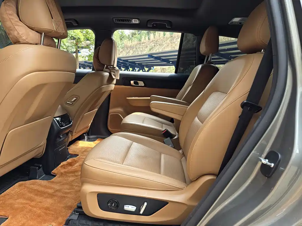 Li Auto Li ONE — миниатюра 12
