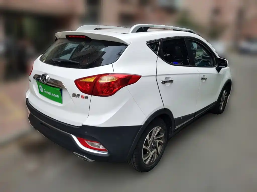 JAC S3 2016 1.5L MT Luxury