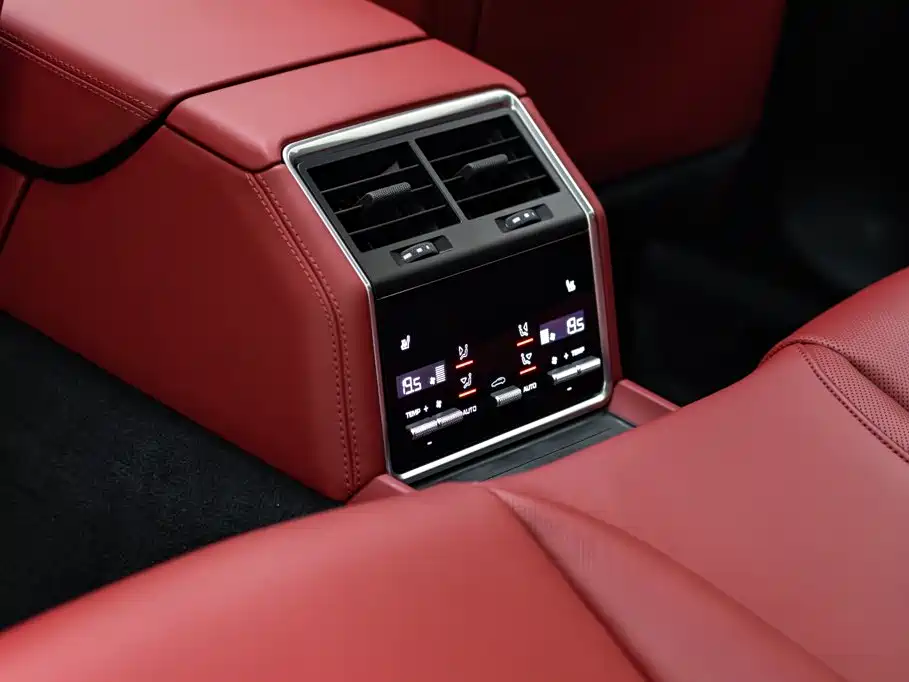 Porsche Panamera — миниатюра 11