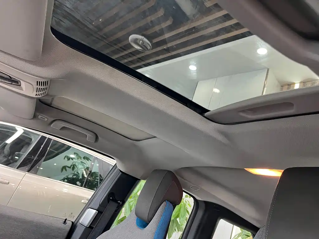 BMW i3 (Import) — миниатюра 14