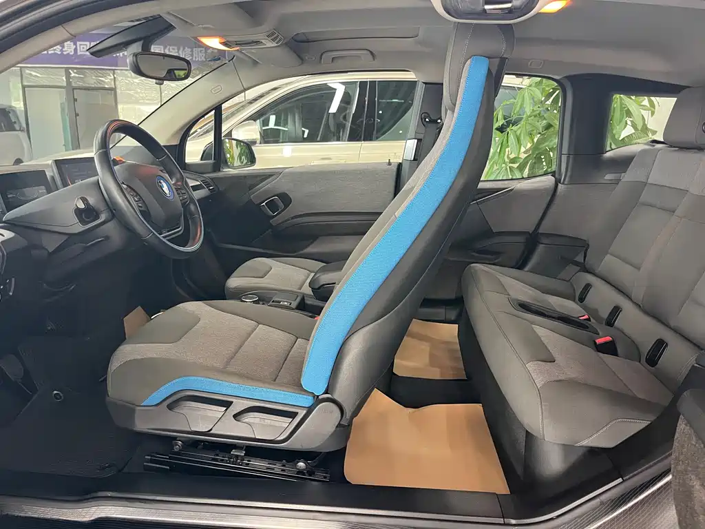 BMW i3 (Import) — миниатюра 7