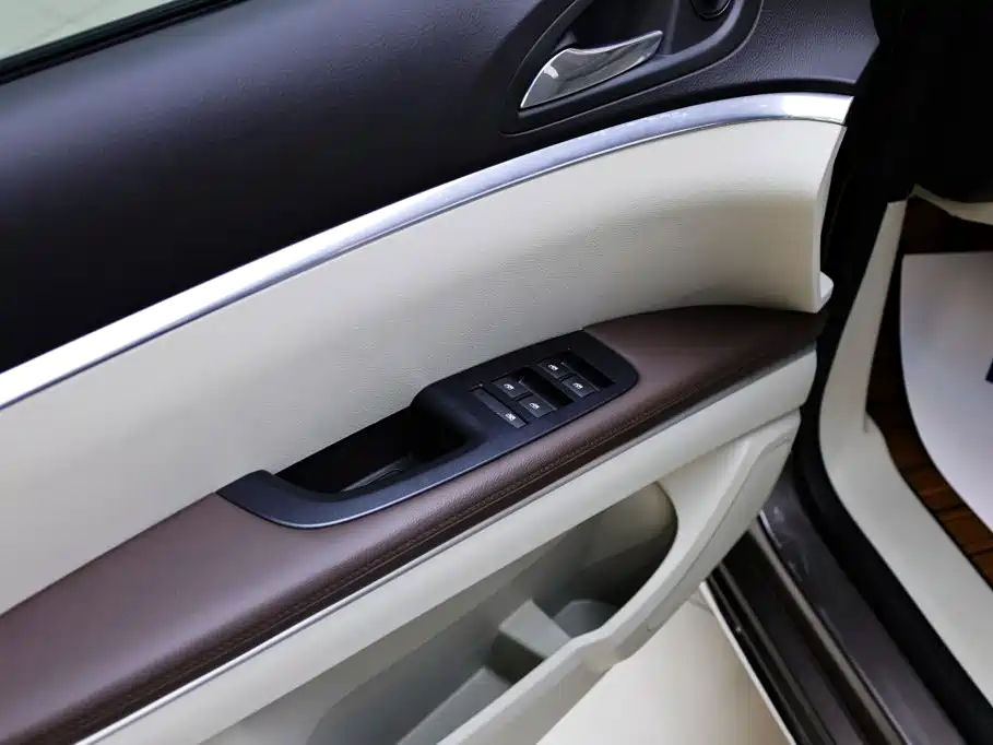 Buick GL8 — миниатюра 17