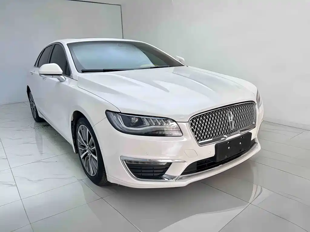 Lincoln MKZ — миниатюра 14