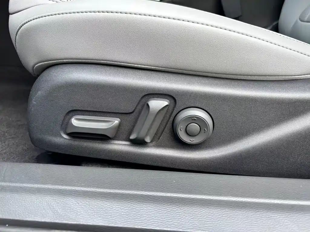 XPeng MONA M03 — миниатюра 20