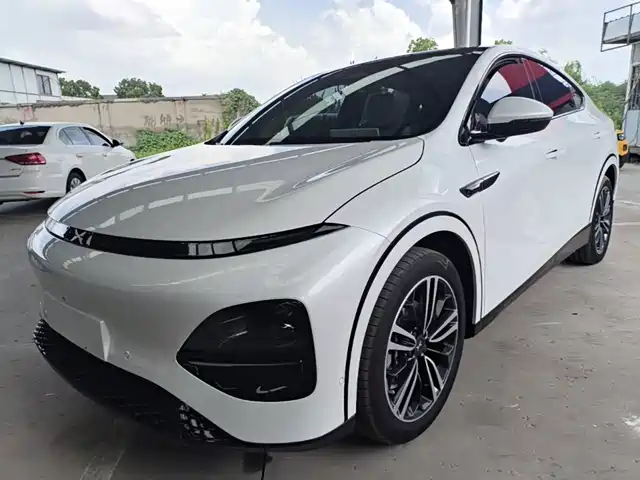 XPeng G6