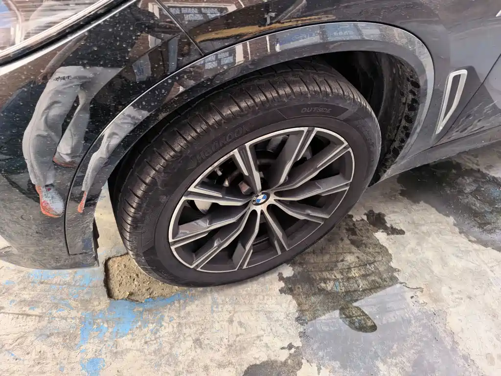 BMW X5 — миниатюра 4