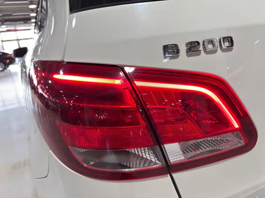 Mercedes-Benz B-Class — миниатюра 23