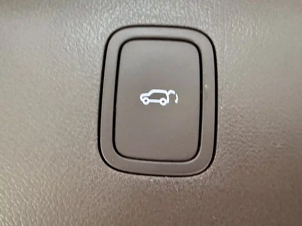 AITO ASK THE WORLD M7