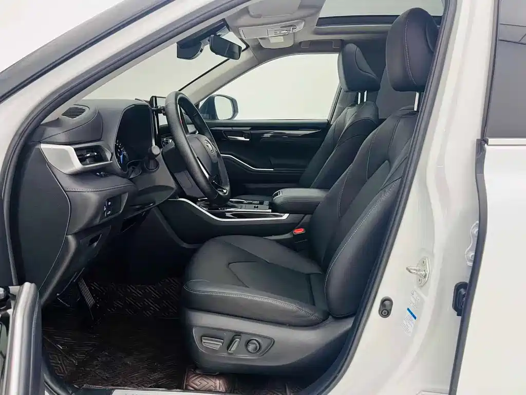 Toyota Highlander — миниатюра 7