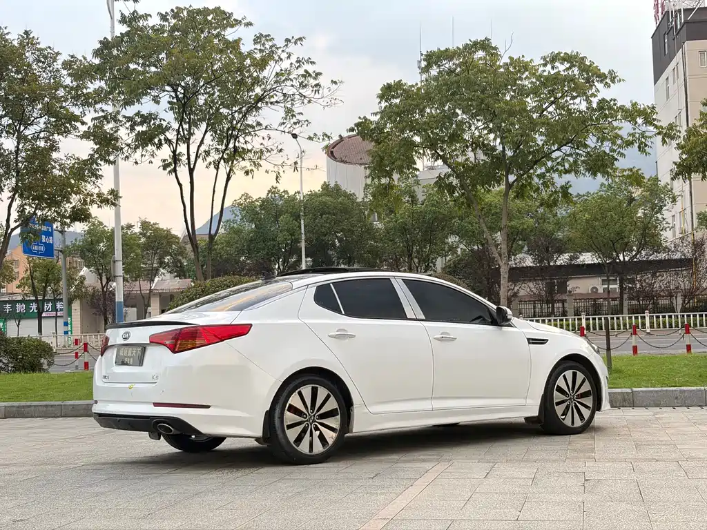 Kia K5 — миниатюра 7