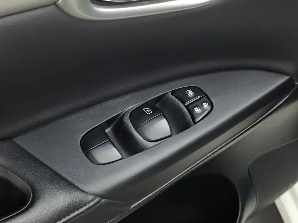 Nissan Sylphy — миниатюра 9