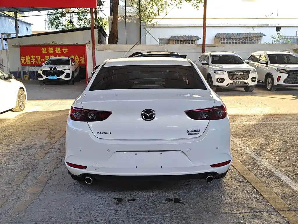 Mazda 3 Axela — миниатюра 9