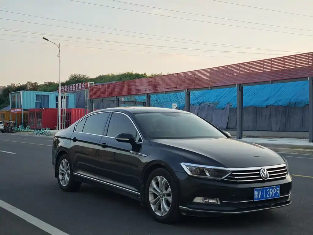 Volkswagen Magotan — миниатюра 3