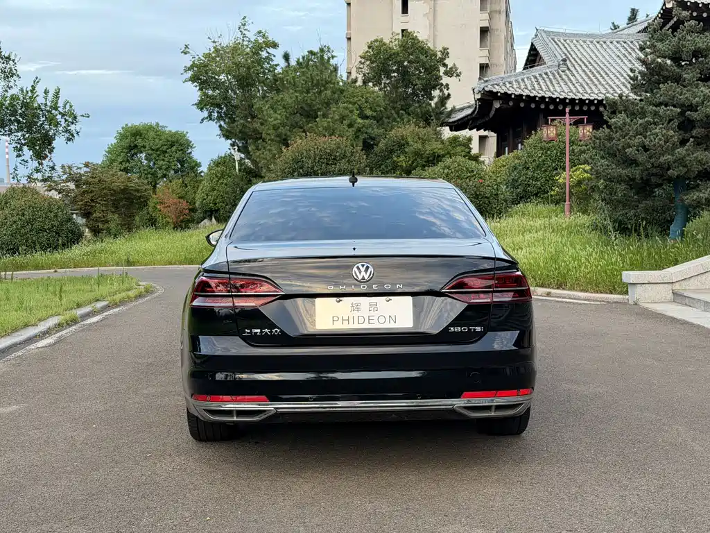Volkswagen Phideon — миниатюра 5