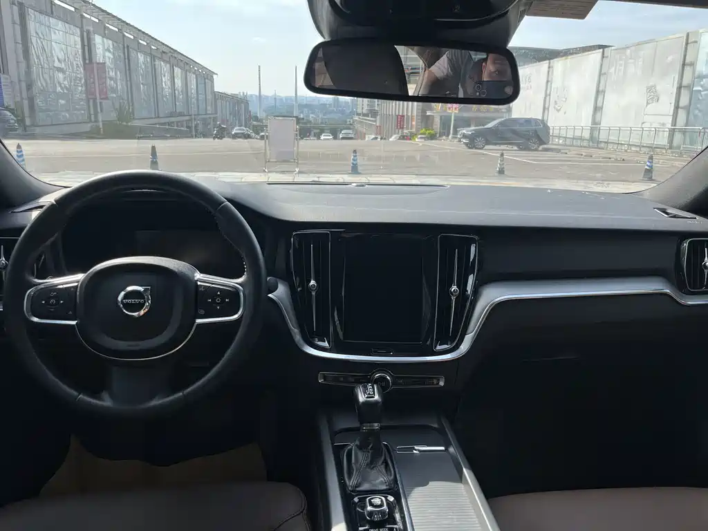 Volvo S60 — миниатюра 4
