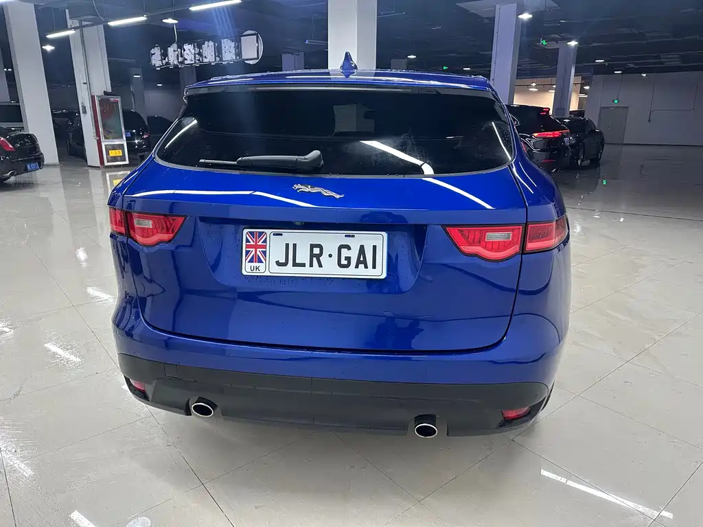 Jaguar F-Pace 2018 2.0T R-Sport Sport