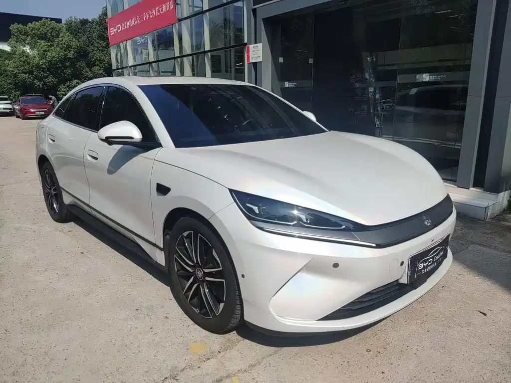 BYD Qin L — миниатюра 3