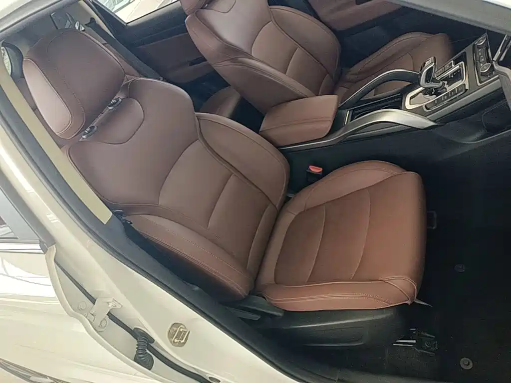 Geely Boyue — миниатюра 25