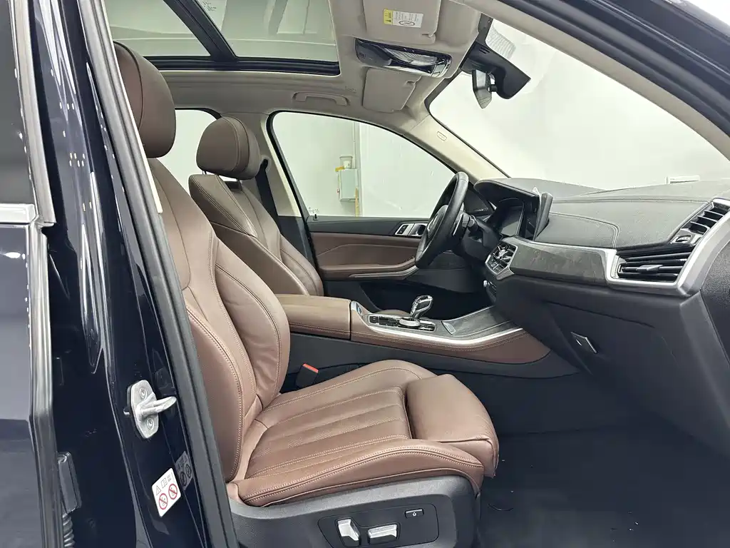 BMW X5 (Import) — миниатюра 13