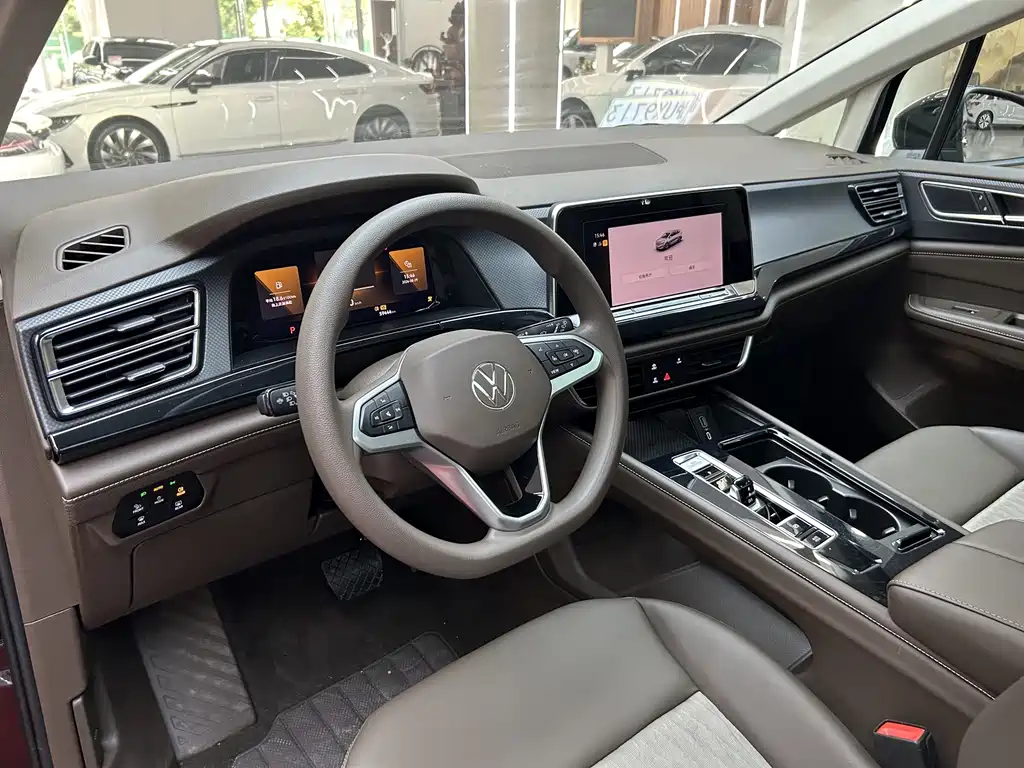 Volkswagen Viloran — миниатюра 12