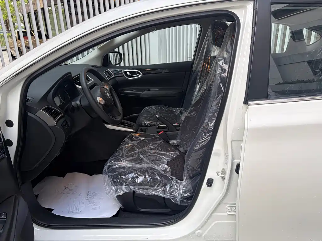Nissan Sylphy — миниатюра 8