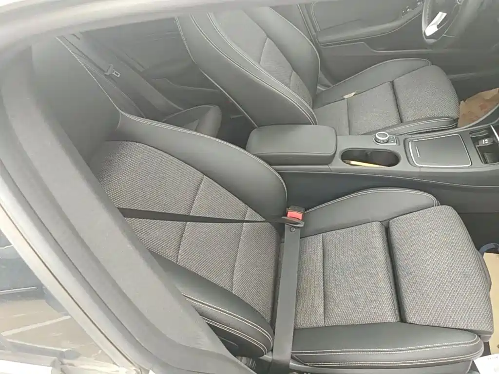 Mercedes-Benz CLA (Import) — миниатюра 25