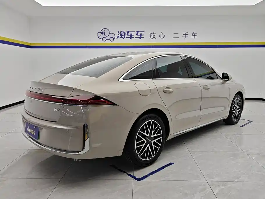 Roewe M7 DMH — миниатюра 3
