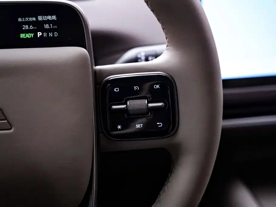 Li Auto Li i8 — миниатюра 32