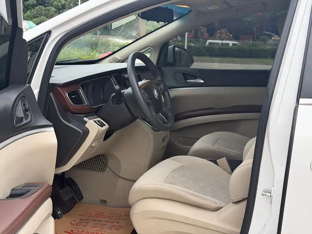 Buick GL8 2018 28T Comfort VI