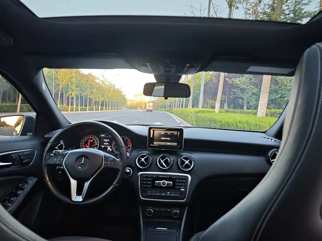 Mercedes-Benz A-Class (Import) — миниатюра 10