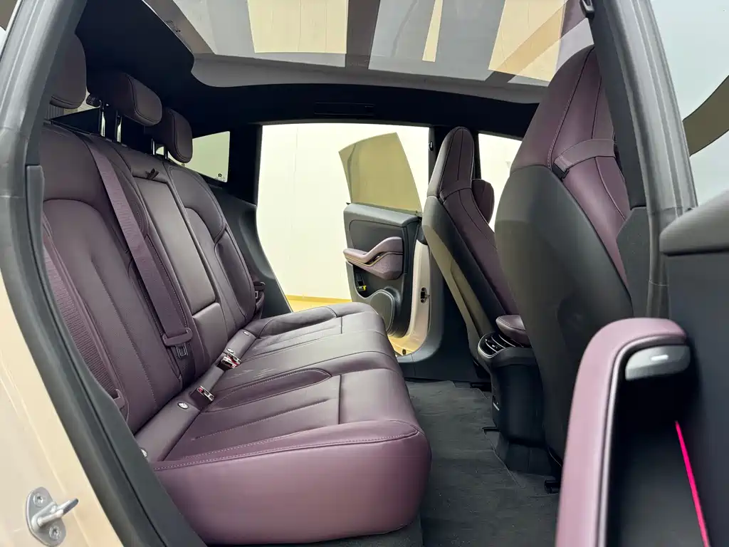 NIO ET5 — миниатюра 12