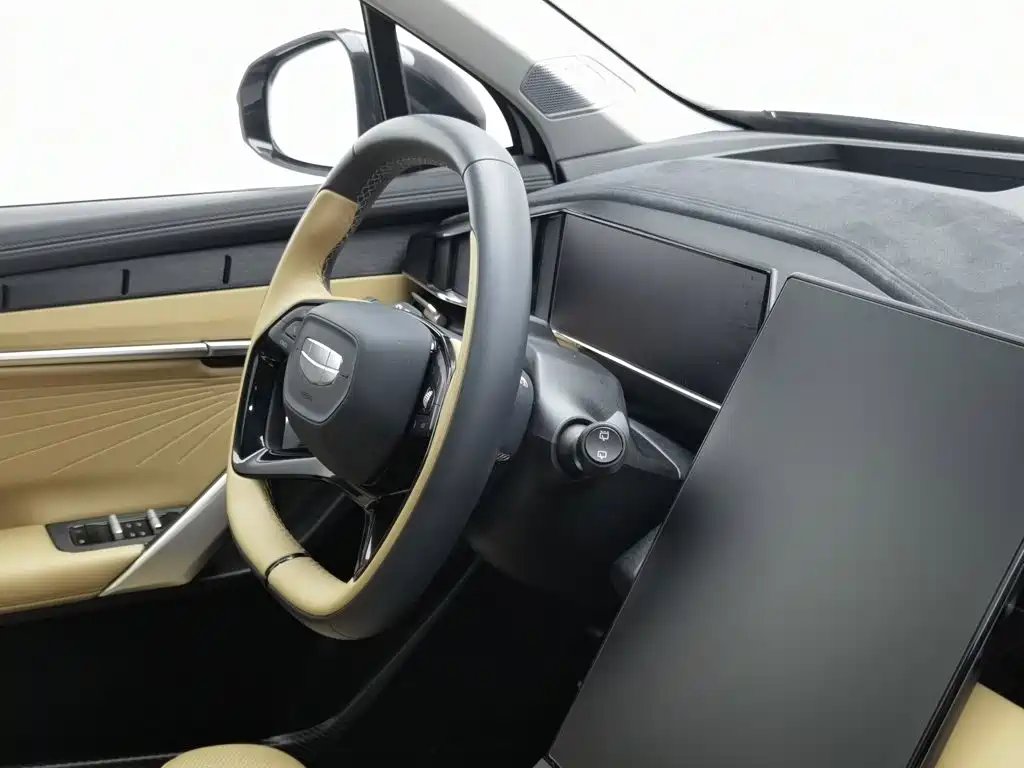Geely Boyue L — миниатюра 22