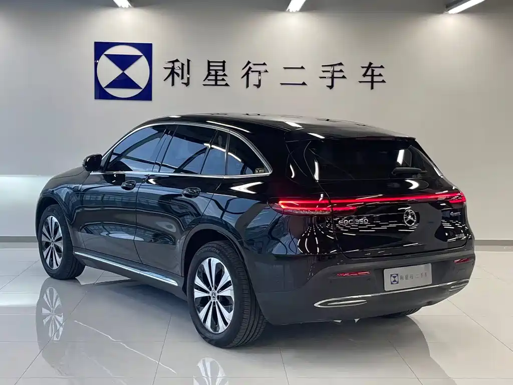 Mercedes-Benz EQC — миниатюра 9