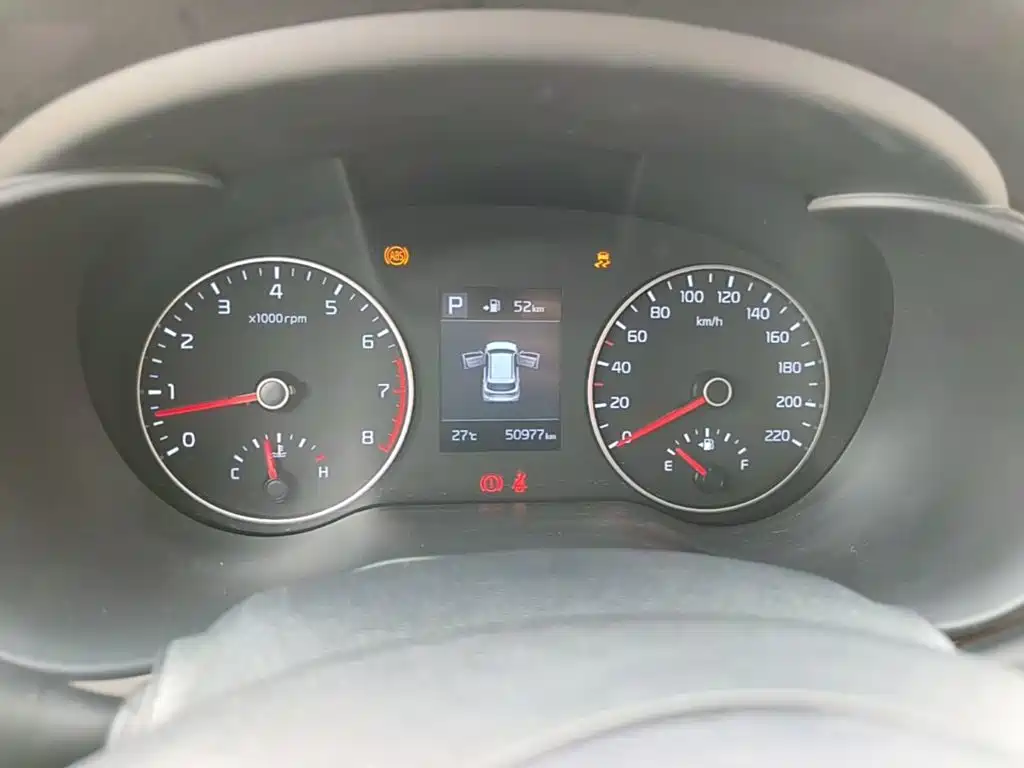 Kia KX Cross — миниатюра 12