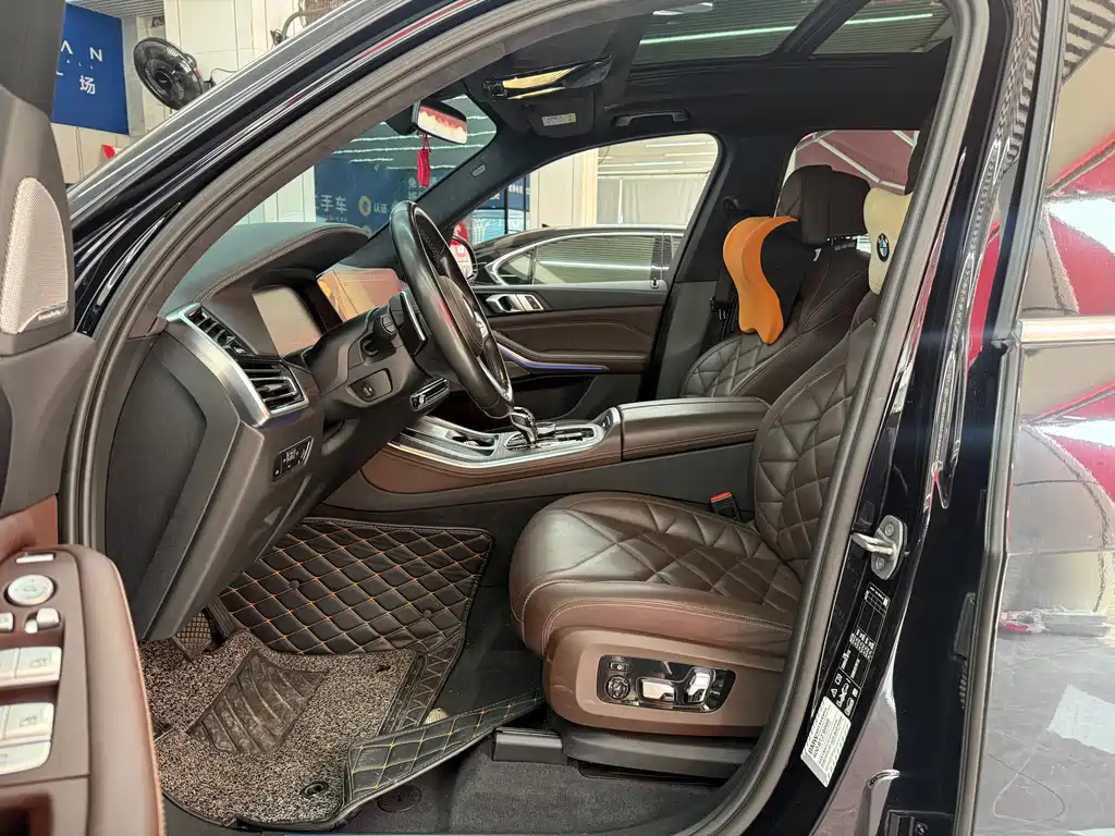 BMW X5 — миниатюра 10