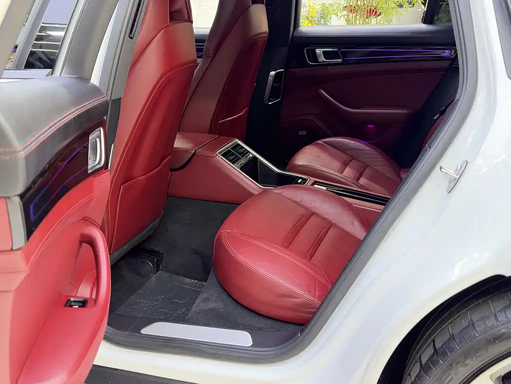 Porsche Panamera — миниатюра 12