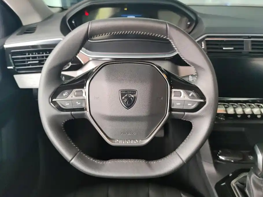 Peugeot 408 — миниатюра 15